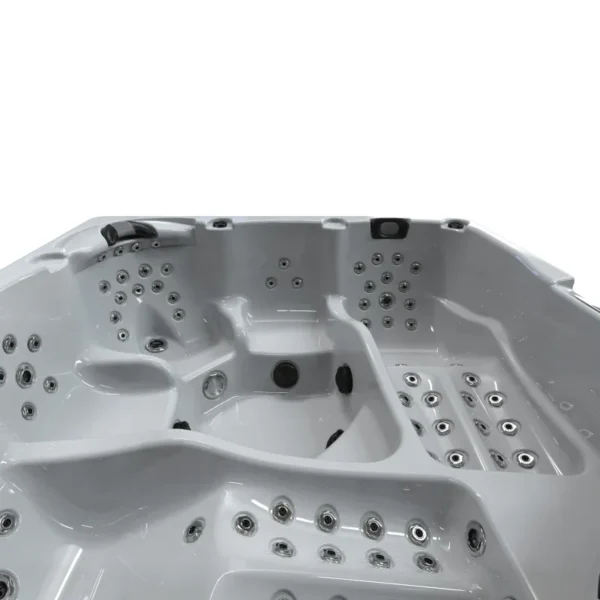 V01 - Image 3